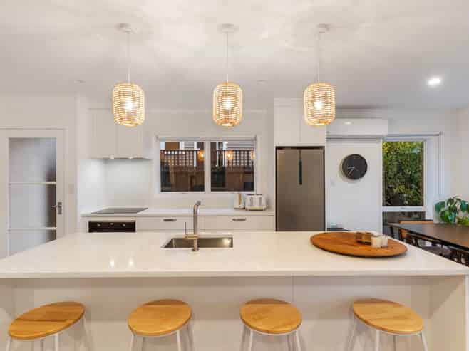 5 Rambler Crescent, Beach Haven