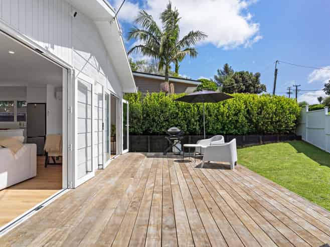 5 Rambler Crescent, Beach Haven