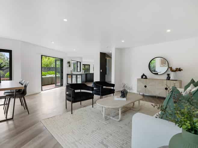 659A Beach Road, Rothesay Bay