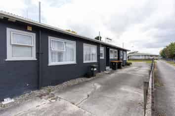 1/11 Pascal Street, Takaro