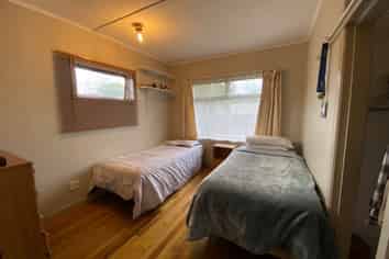 28A Beach Road, Pahurehure