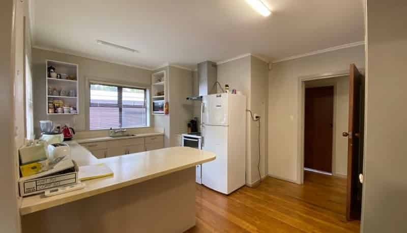 28A Beach Road, Pahurehure