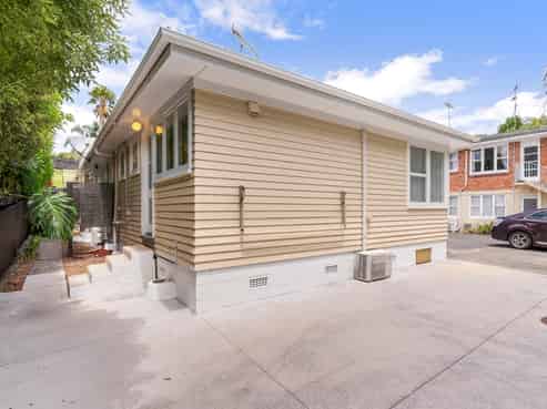 4/67A Second Avenue, Kingsland