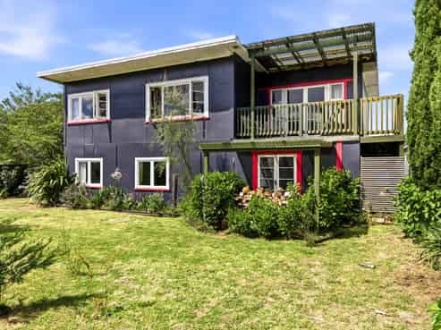 8 Mohio Road, Kakahi