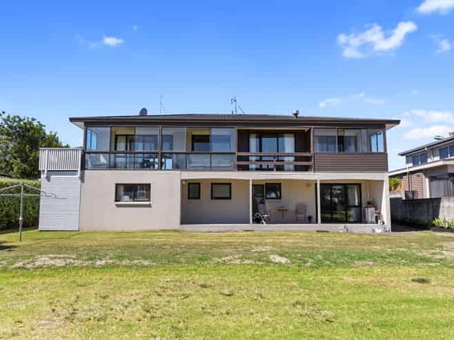 200 Oceanbeach Road, Mount Maunganui