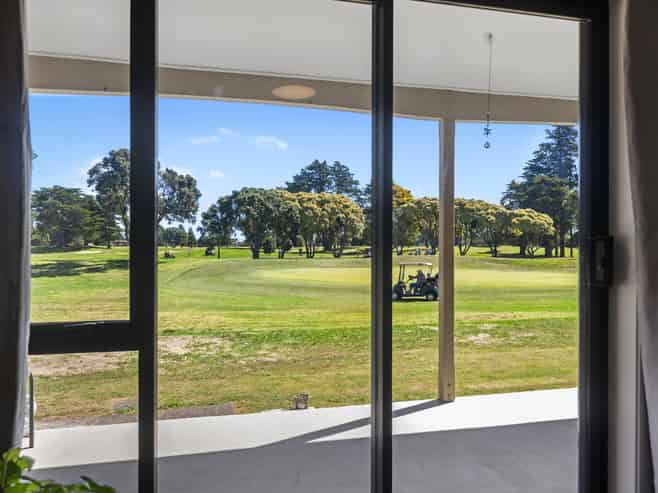 200 Oceanbeach Road, Mount Maunganui