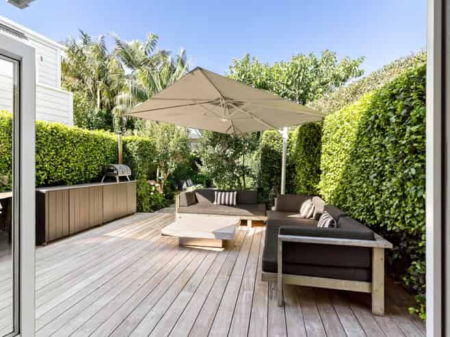 76 Brighton Road, Parnell