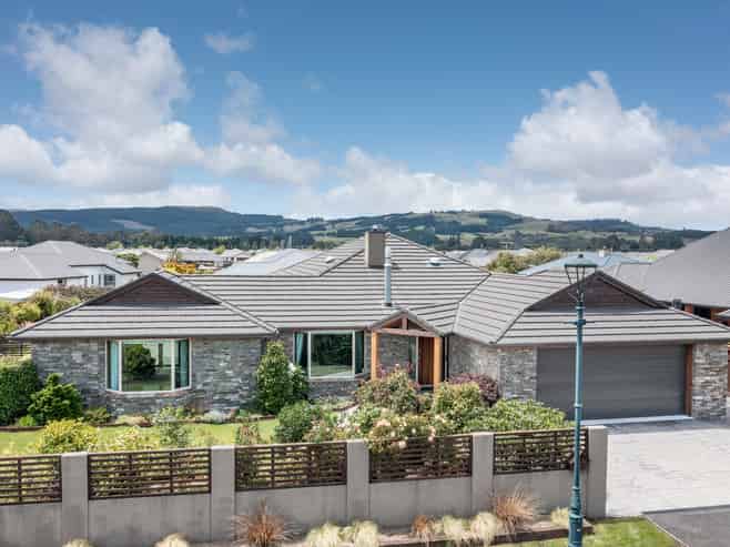 15 Fenty Place, Mosgiel