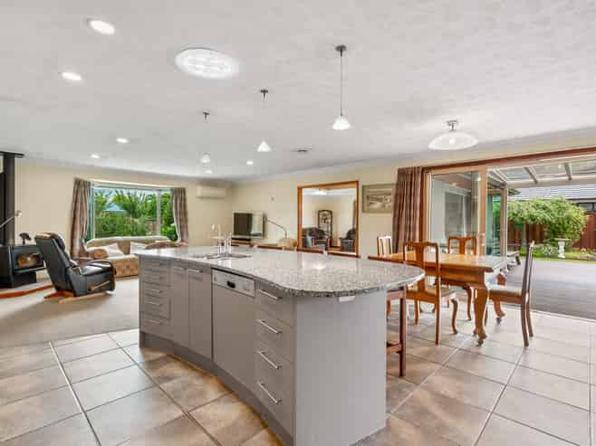 15 Fenty Place, Mosgiel