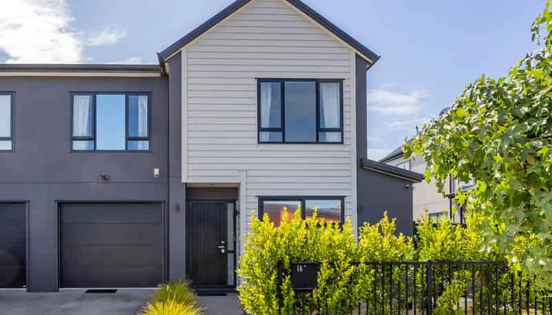 16 Cara Avenue, Kumeu