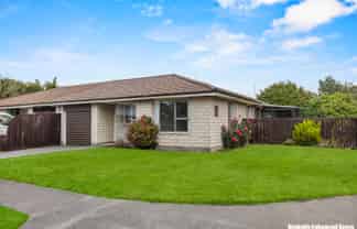 1/55 Stillwater Avenue, Burwood