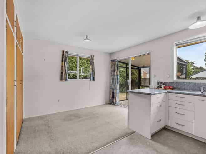 1/55 Stillwater Avenue, Burwood
