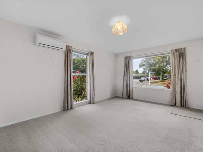 1/55 Stillwater Avenue, Burwood