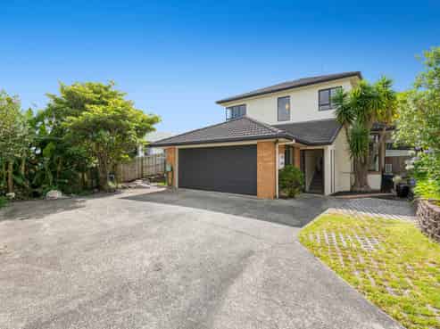 26 Black Teal Close, Unsworth Heights