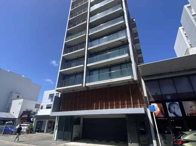 803/13 College Street, Te Aro