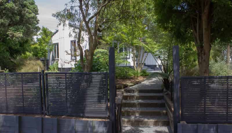 84 Govett Avenue, Frankleigh Park