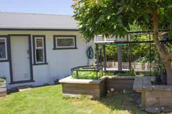 84 Govett Avenue, Frankleigh Park