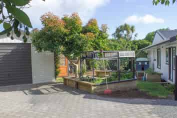 84 Govett Avenue, Frankleigh Park