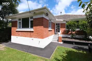 13 Quarry Road, Green Island