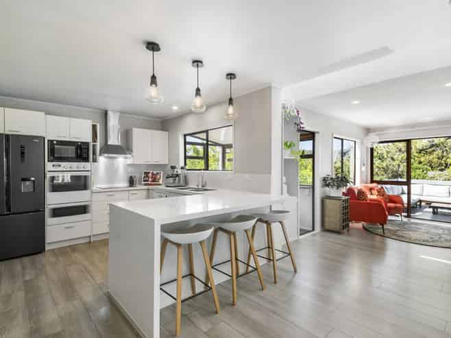 6 George Laurenson Lane, Mount Roskill