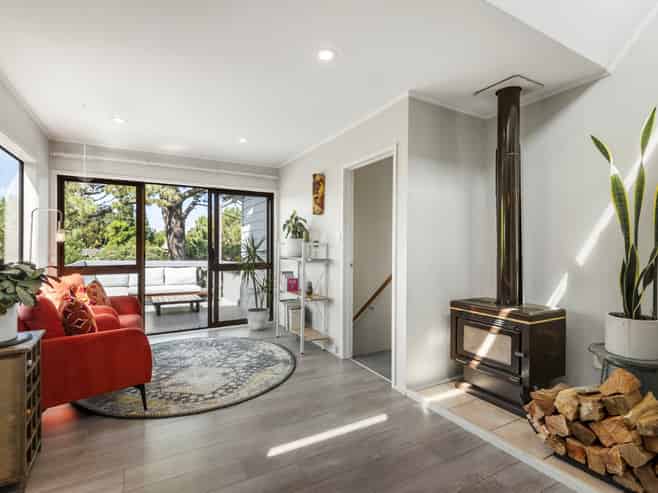 6 George Laurenson Lane, Mount Roskill