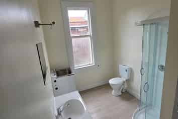 2/25 Sefton Street, Seaview