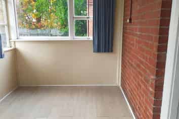 2/25 Sefton Street, Seaview