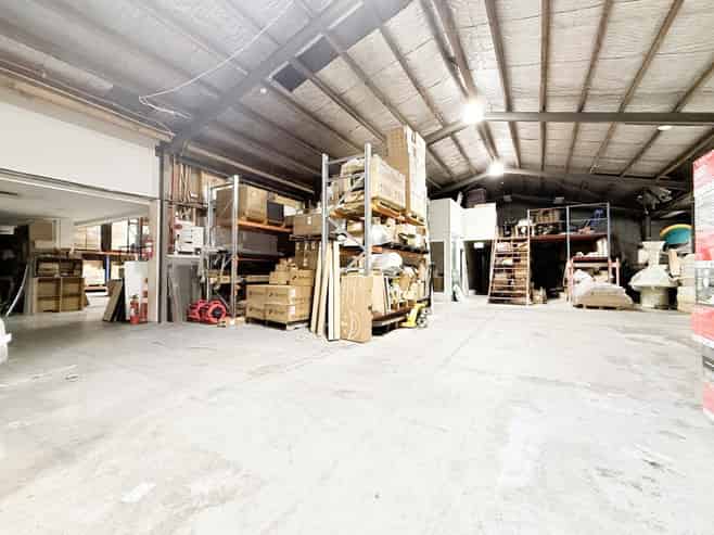 Functional Penrose Complex | 1,281 m2