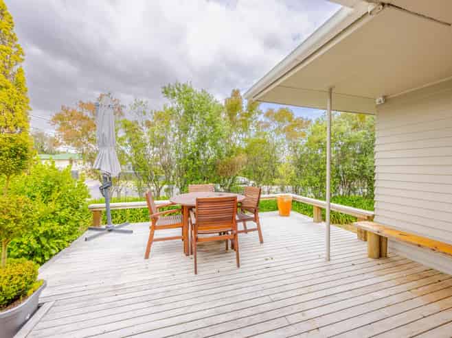 6 Eden Terrace, Waipukurau