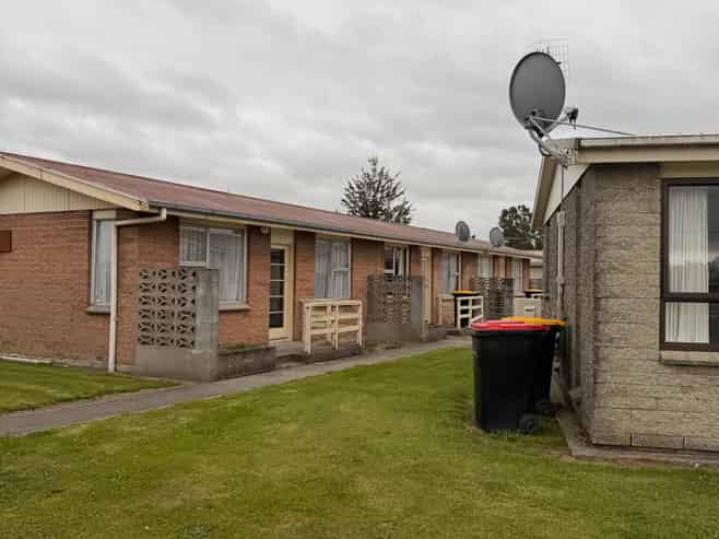 1-12/71 Main Street, Gore