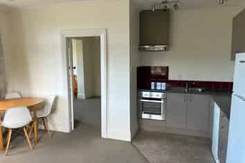 34 Tweed Street, Roslyn