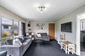 171 Lamond Street East, HARGEST