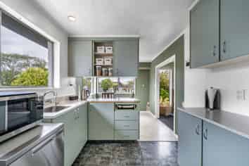 171 Lamond Street East, HARGEST