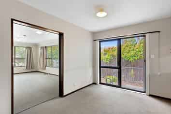 2/77 Glenmore Avenue, Casebrook