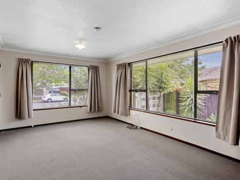 2/77 Glenmore Avenue, Casebrook