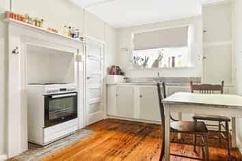 10 New Road, Taumarunui