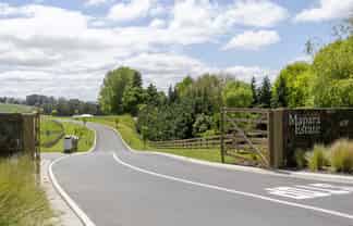 14 Willow Lane, Acacia Bay