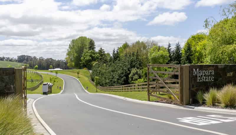 14 Willow Lane, Acacia Bay