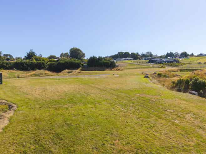 14 Willow Lane, Acacia Bay