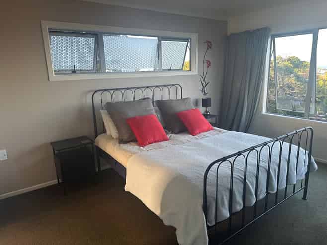 188 Browns Bay Road, Browns Bay