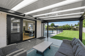 24 Barbados Way, One Tree Point