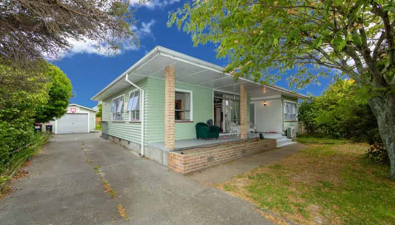 38 Wycliffe Street, Onekawa