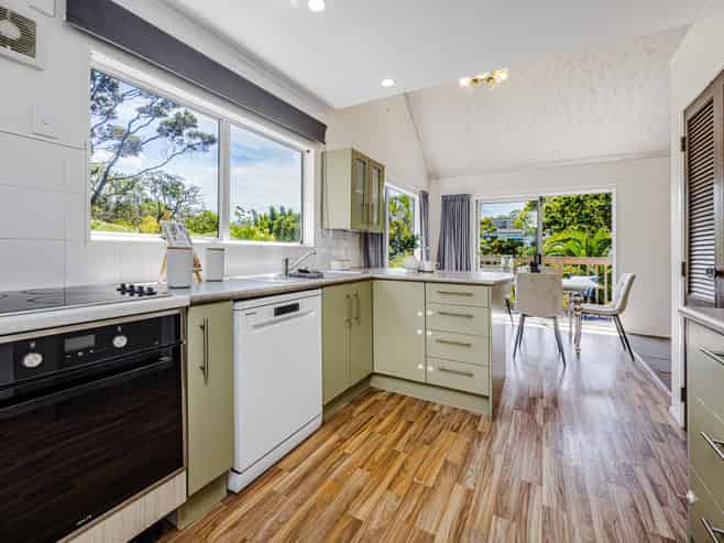 1/225 Beach Haven Road, Beach Haven