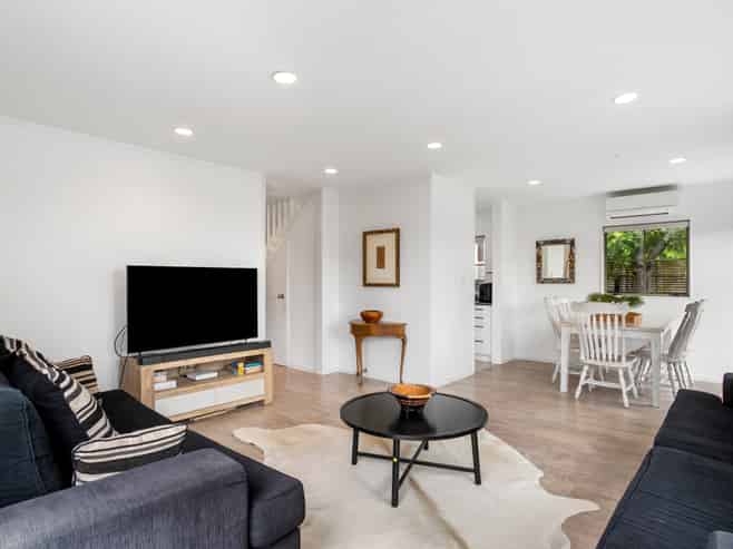 3/20 Fifth Avenue, Mount Albert