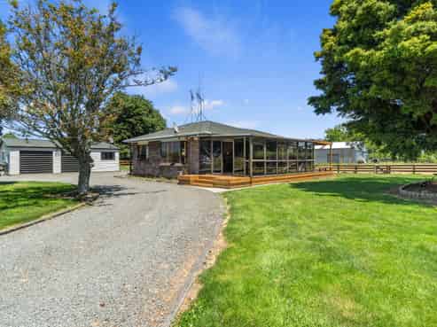 877 Frontier Road, Pirongia