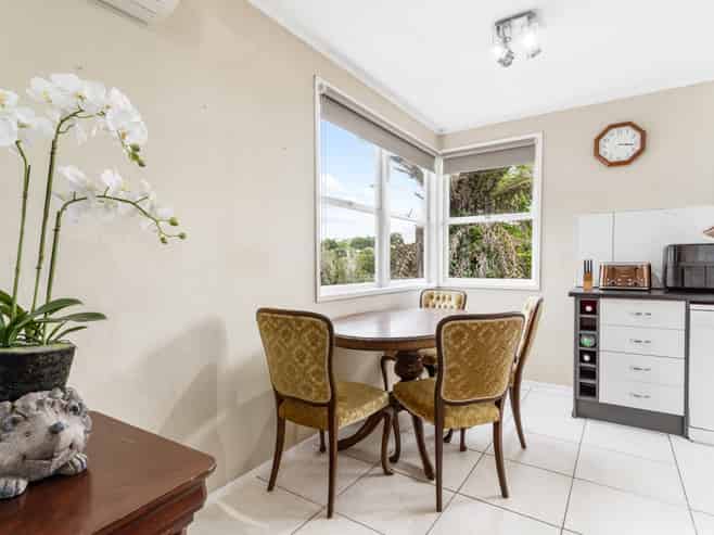 133 Eskdale Road, Birkdale