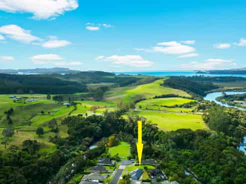 19 Spinnaker Point, Paihia