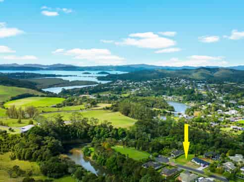 19 Spinnaker Point, Paihia