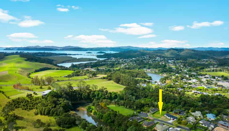 19 Spinnaker Point, Paihia