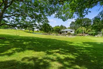 946 Limeworks Loop Road, Te Pahu